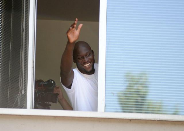 欧亿体育官方网站-王勤伯:卢卡库需要明白自己不是射手料